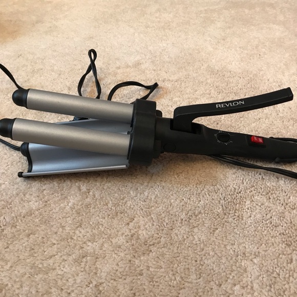 Revlon Other Jumbo 3 Barrel Hair Waver For Deep Waves Poshmark